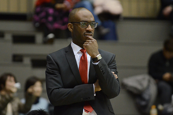 ライジング福岡 ジェームス・ダンカンHC